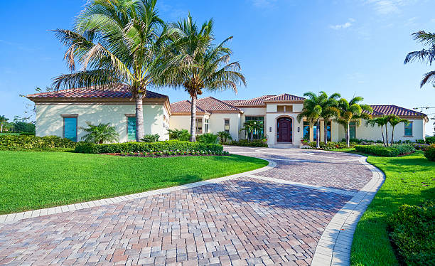 Best Local Driveway Pavers  in Redmond, WA